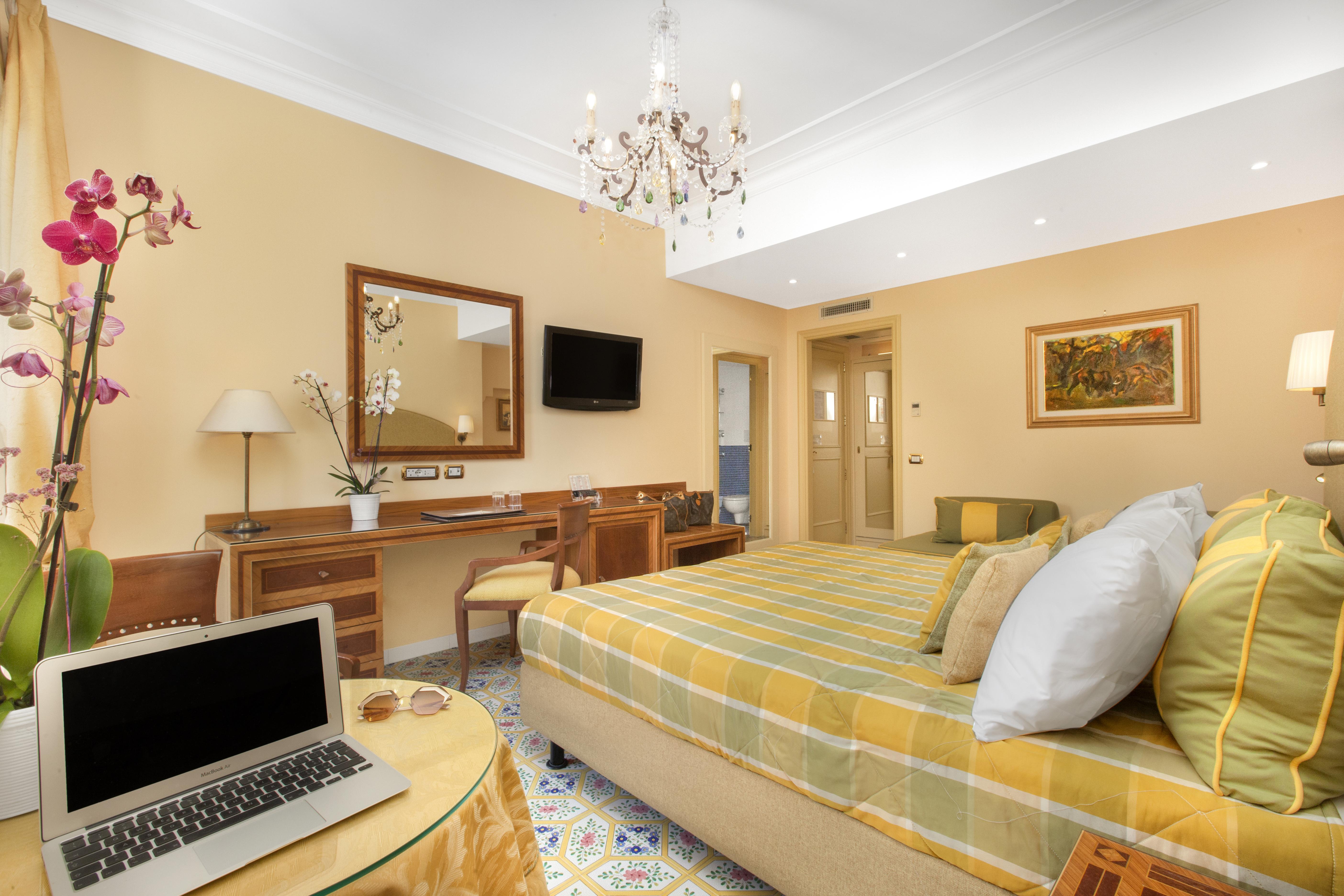 Hotel Antiche Mura Σορέντο Εξωτερικό φωτογραφία