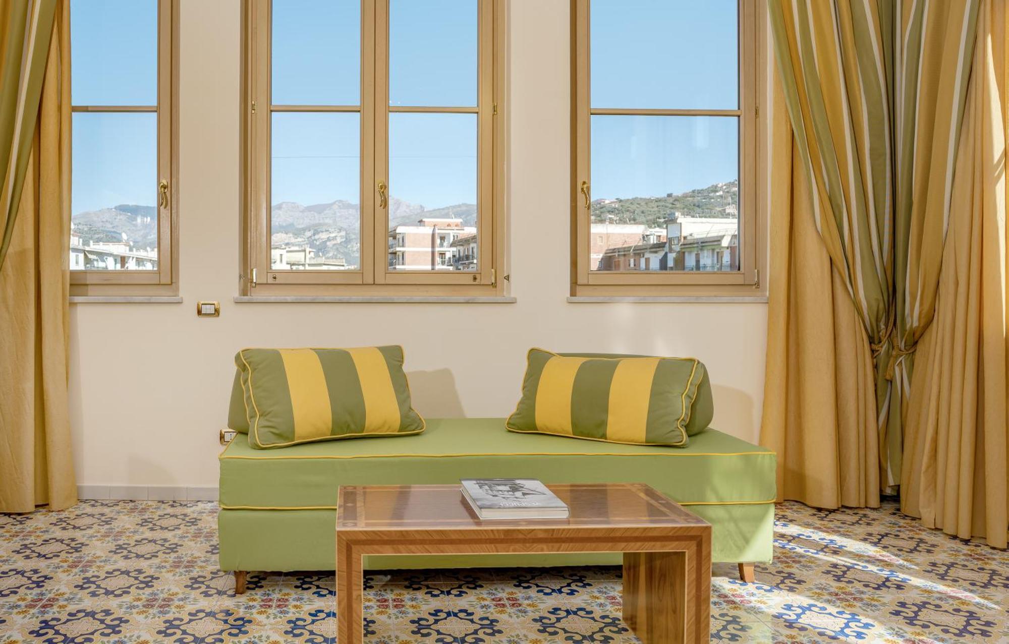 Hotel Antiche Mura Σορέντο Εξωτερικό φωτογραφία