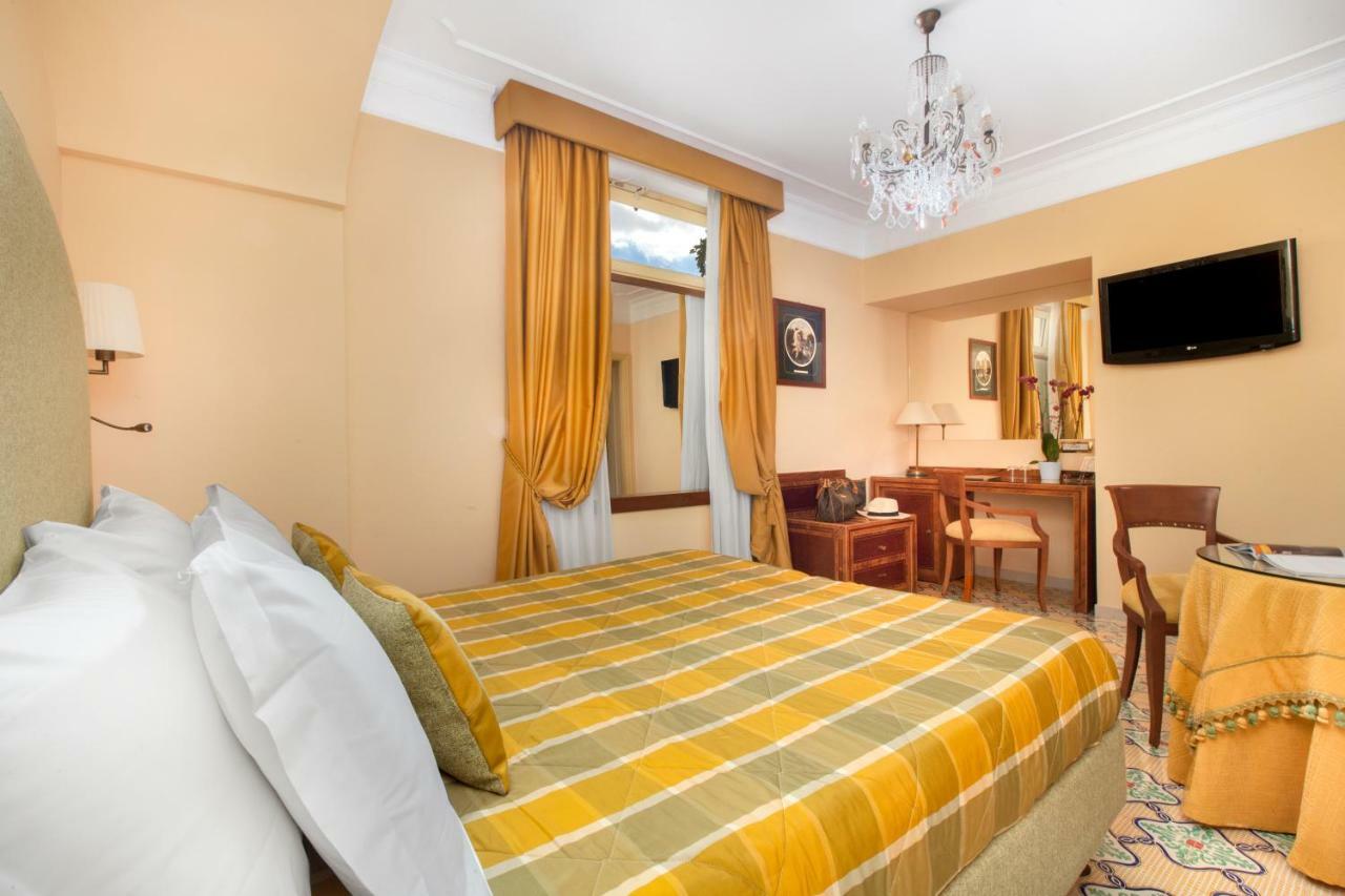Hotel Antiche Mura Σορέντο Εξωτερικό φωτογραφία